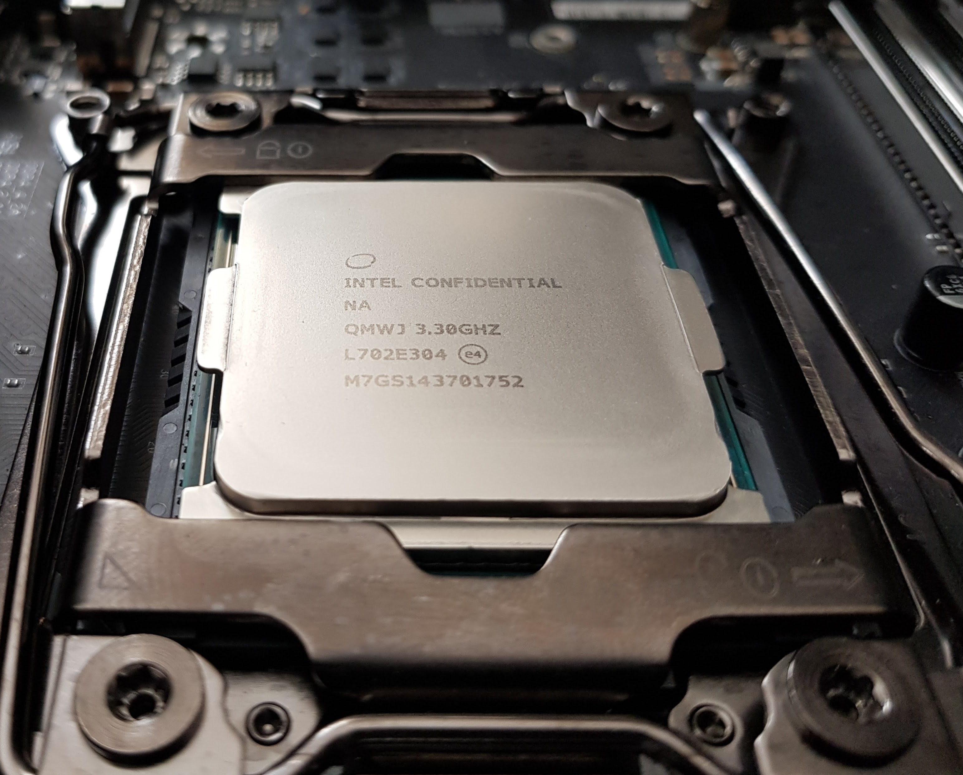 Intel Core i9-10980XE Extreme Edition Processor Review - PC