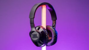 JBL Quantum 350 Wireless Gaming Headset Image Failed to Load
